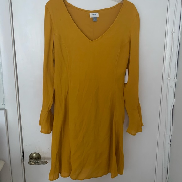 Old navy dress - Picture 1 of 6